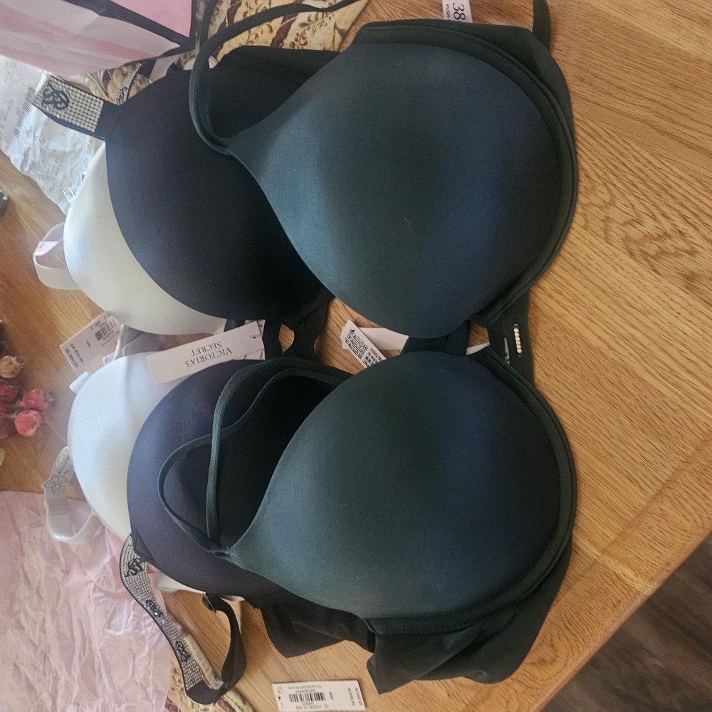 Victoria's Secret Black and White T-Shirt Bras